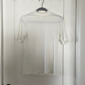 H&M White Top Ribbed Sweater Material